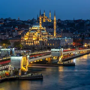 Momento Golden Horn **** Стамбул