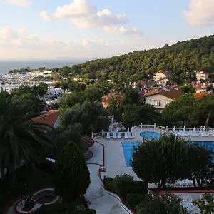 Merit Halki Palace Otel Heybeliada